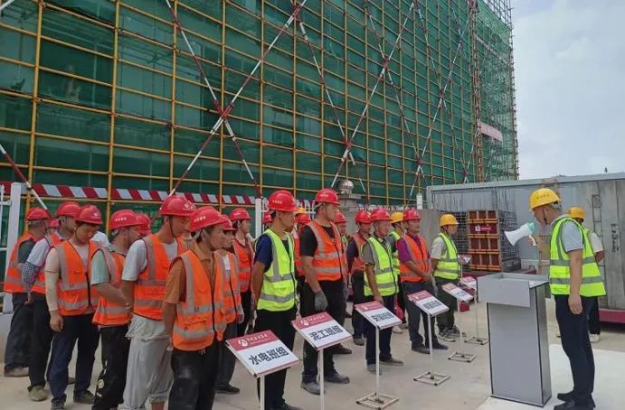 南昌市政建設(shè)集團扎實推進高溫季節(jié)安全生產(chǎn)和防暑降溫工作